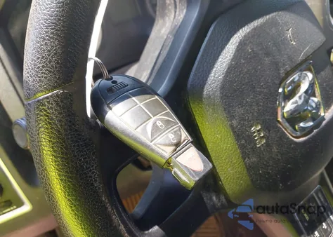 2016 Ram 1500 Slt из США, поврежденный, VIN 1C6RR6GT5GS256950